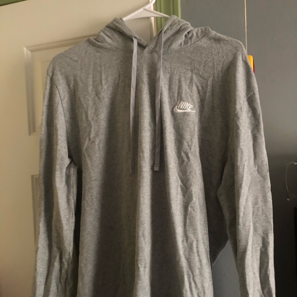 Nike grey pullover w/ hood